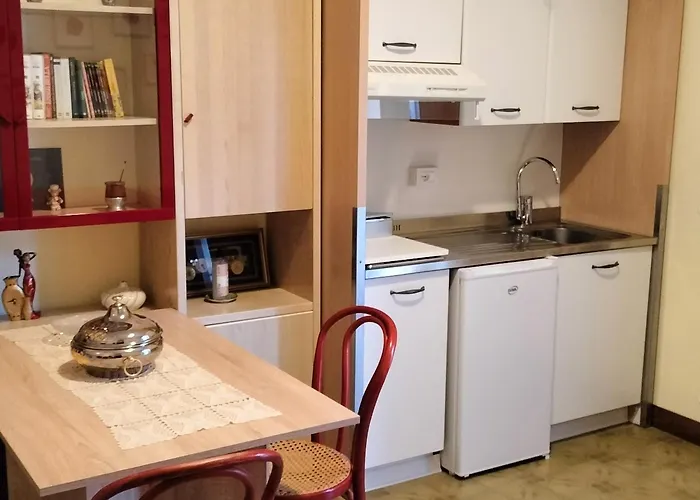 Nocleg ze śniadaniem Rossella 3*